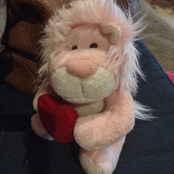 Vintage Russ Valentine Bear plush - Picture 1 of 6